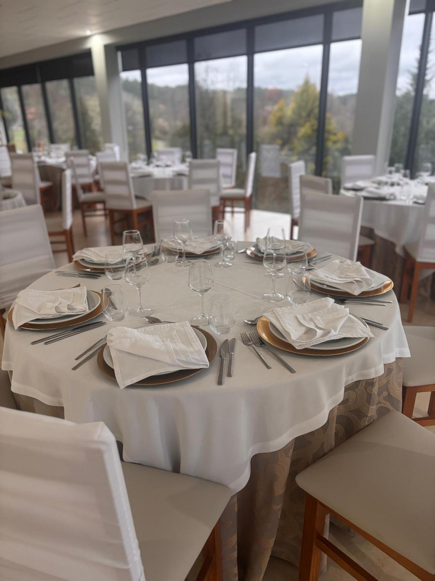 Restaurante Residencial Pizzaria S. Estevao Aguiar da Beira Eksteriør billede