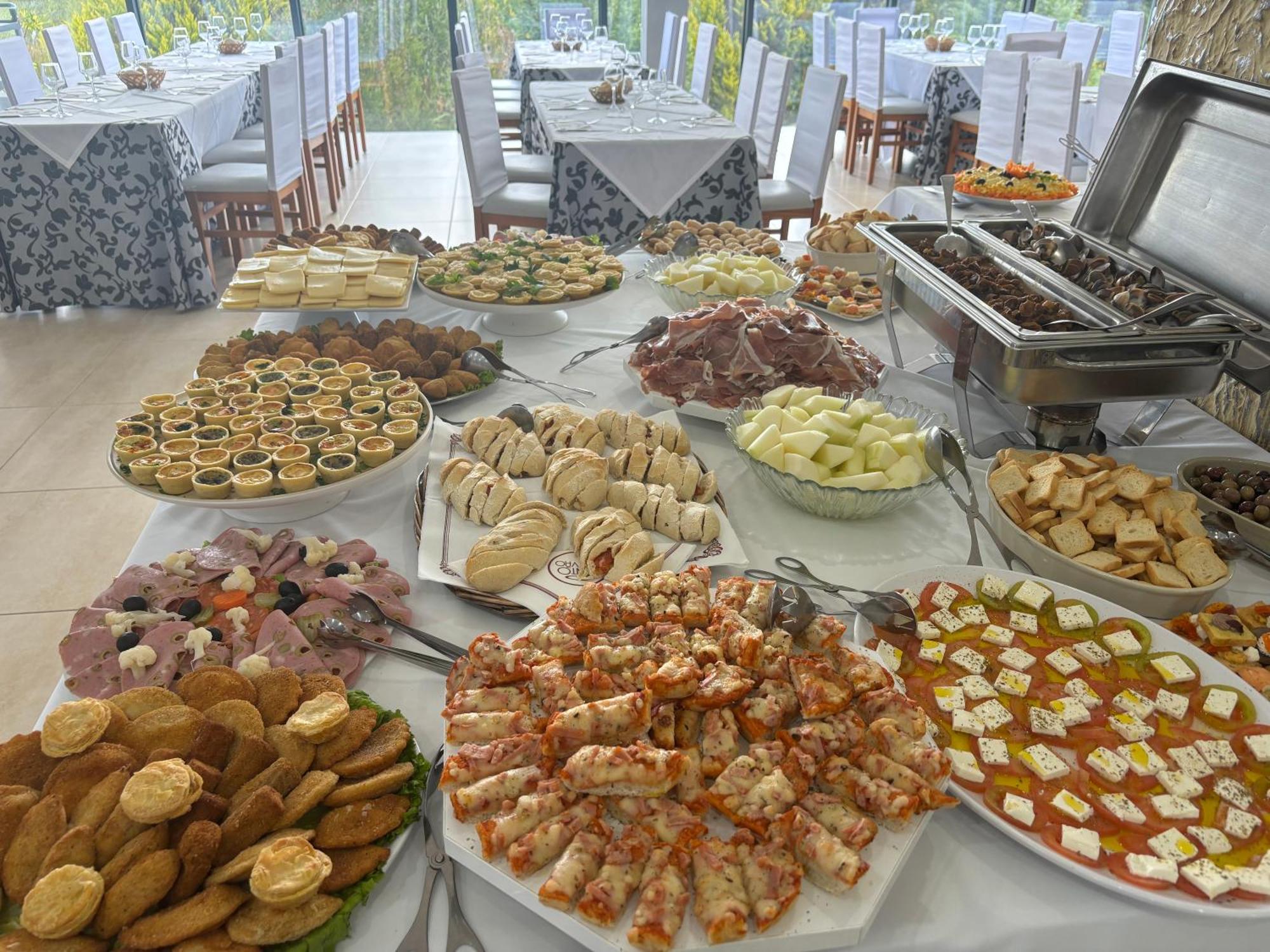 Restaurante Residencial Pizzaria S. Estevao Aguiar da Beira Eksteriør billede